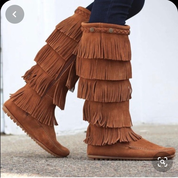 Minnetonka fringe moccasins - Picture 5 of 5